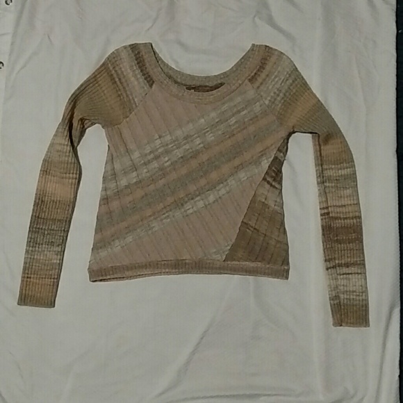 Free People Sweaters - FREE PEOPLE SWEATER